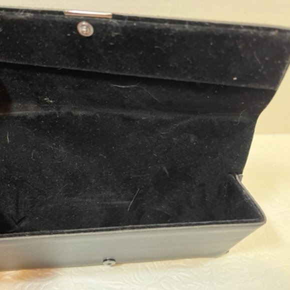 New Hugo Boss Black Eyeglass/Sunglass Soft Faux Leather Case - Picture 7 of 9